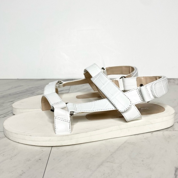 Stuart Weitzman Vail White Crocodile Sport Sandal 7B - Picture 1 of 13